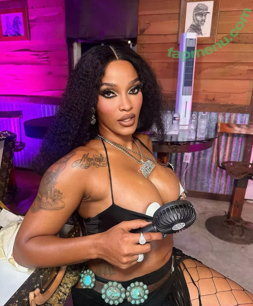 Joseline Hernandez nude photo #0132 ("The Puerto Rican Princess" / joseline / joselinescabaret / msjoseline)