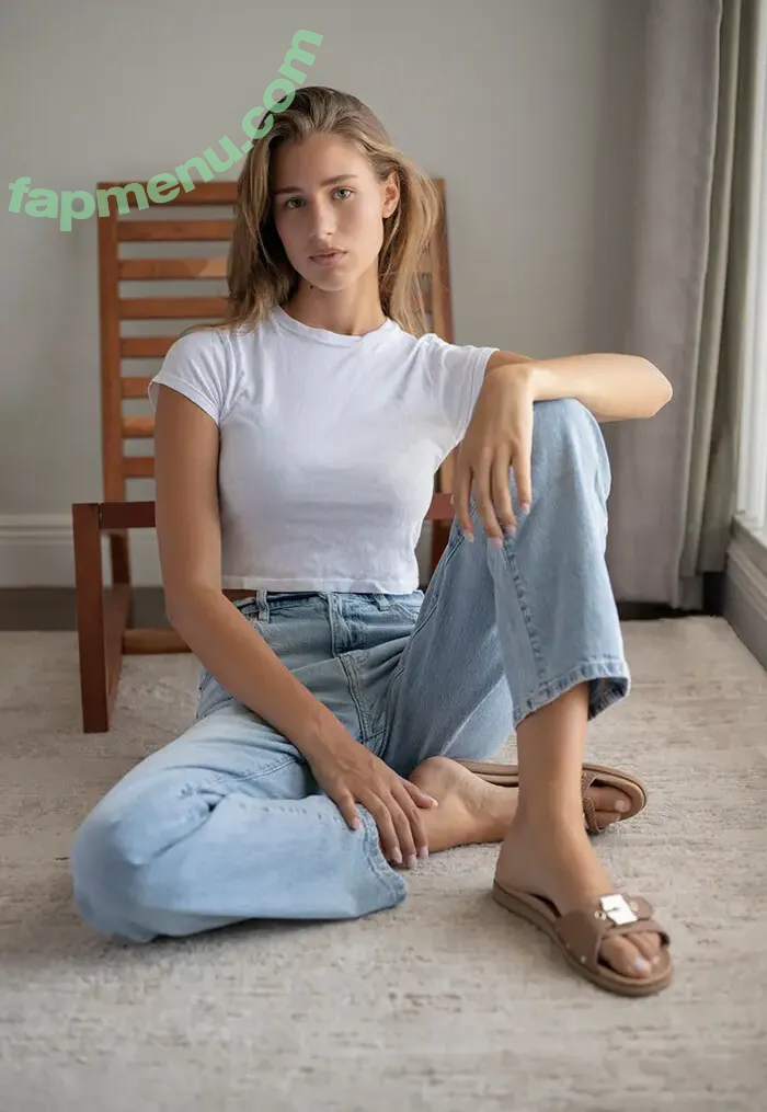 Josephine Clark nude photo #0085 (Jojo Clark / Jojocclarkk)