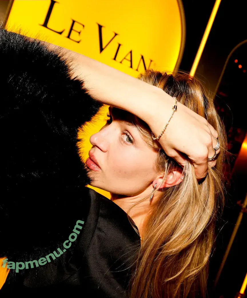 Josephine Skriver nude photo #0127 (josephineskriver / josephinskriver)