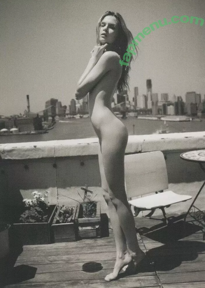 Josephine Skriver nude photo #0196 (josephineskriver / josephinskriver)