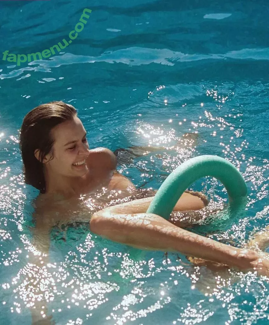 Josephine Skriver nude photo #0210 (josephineskriver / josephinskriver)