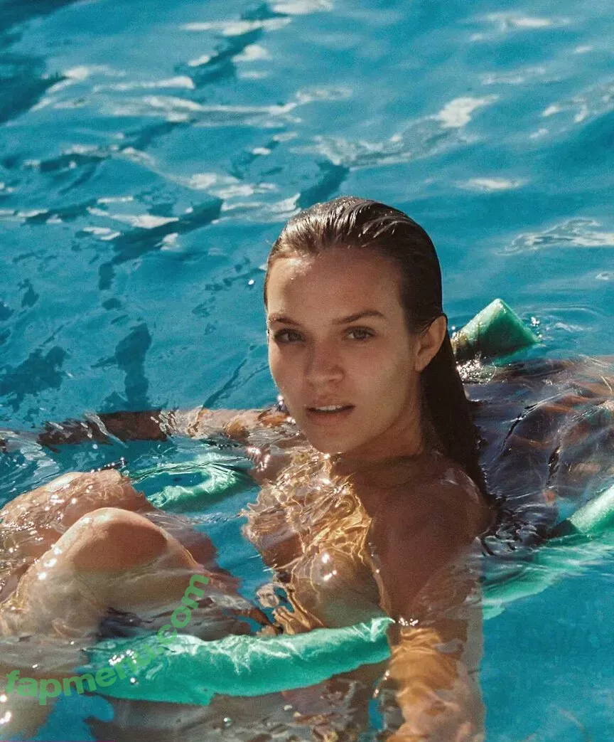 Josephine Skriver nude photo #0211 (josephineskriver / josephinskriver)