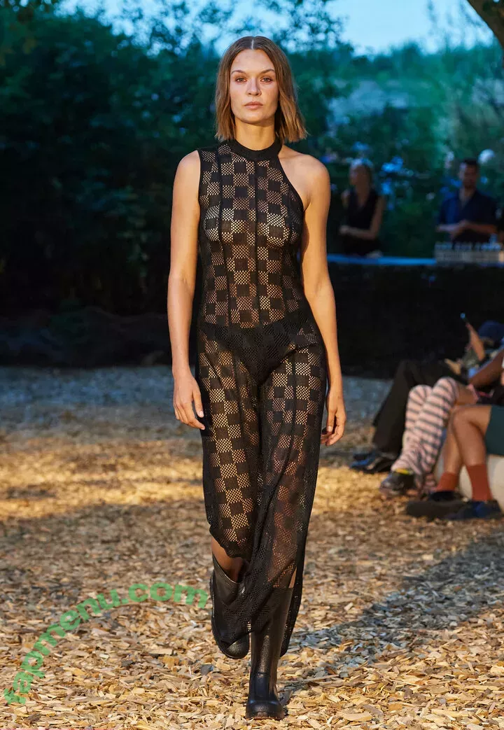 Josephine Skriver nude photo #0231 (josephineskriver / josephinskriver)