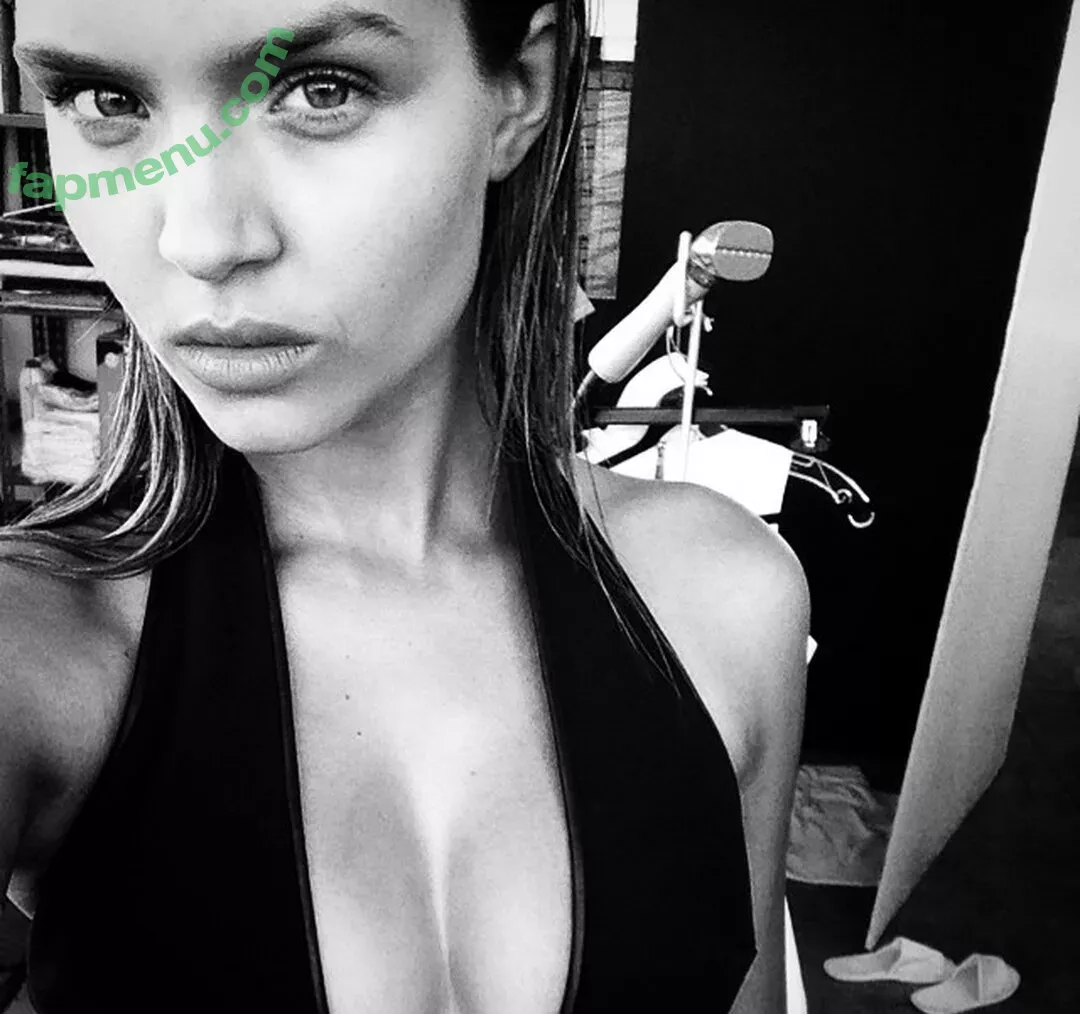 Josephine Skriver nude photo #0309 (josephineskriver / josephinskriver)