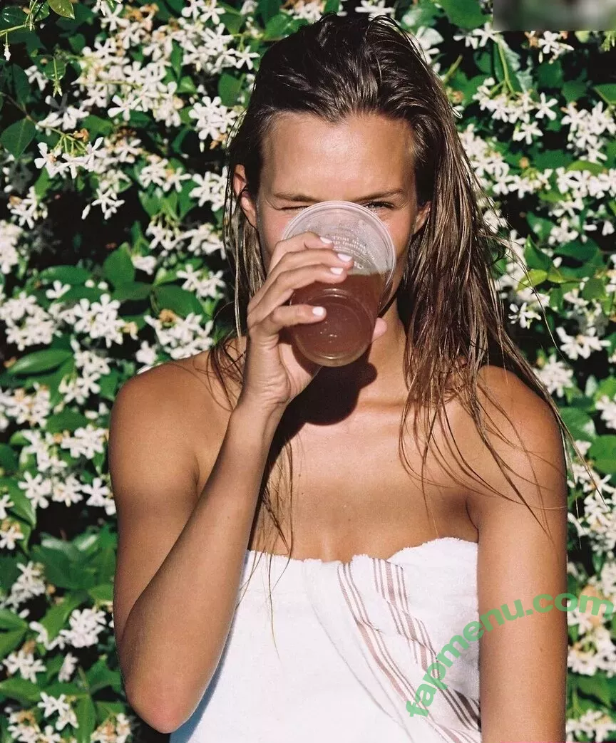 Josephine Skriver nude photo #0823 (josephineskriver / josephinskriver)