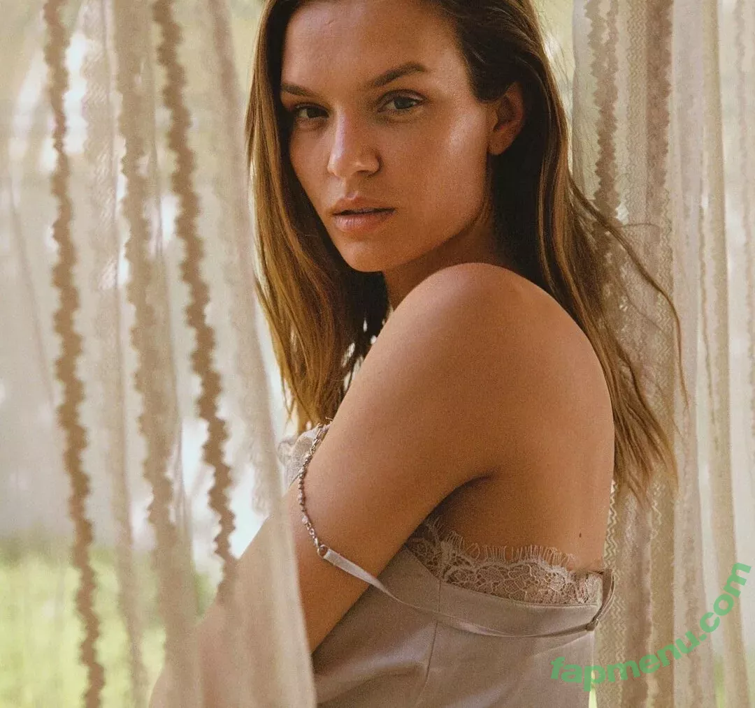Josephine Skriver nude photo #0913 (josephineskriver / josephinskriver)