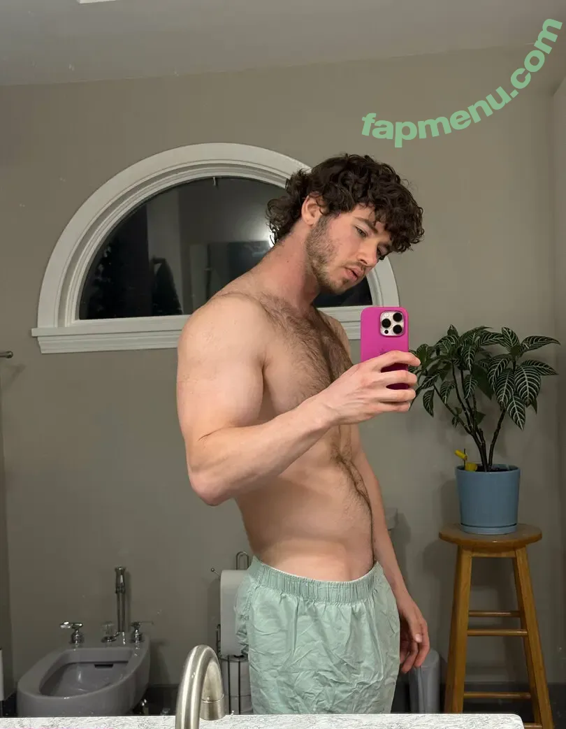 joshbigosh nude photo #0009 (ottersquatter)
