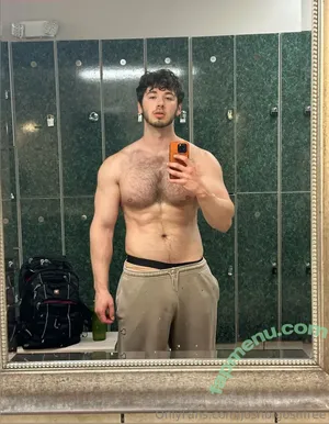 joshbigoshfree / ottersquatter nude photo #0036