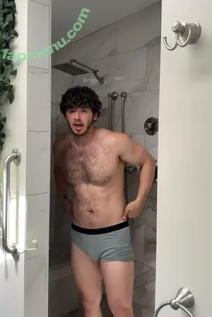 joshbigoshfree / ottersquatter nude photo #0038