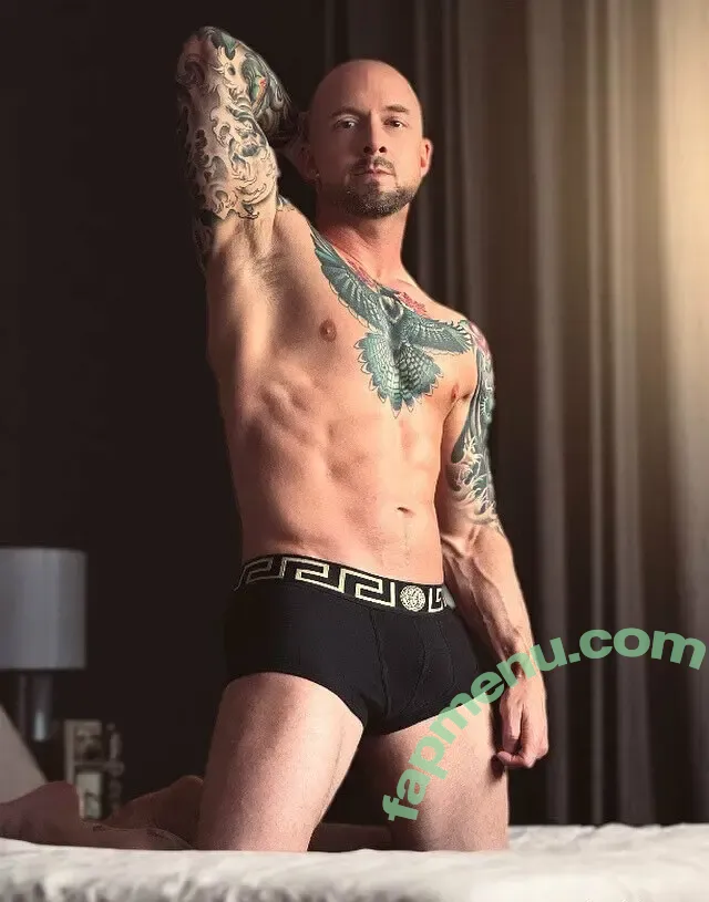 joshboss nude photo #0015 (joshboss)