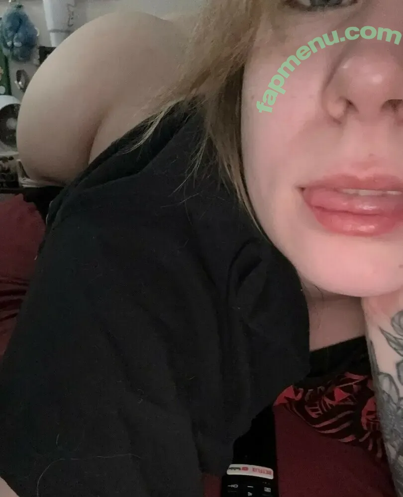 Josi Green nude photo #0025 (Malicegreen / josiigreen)