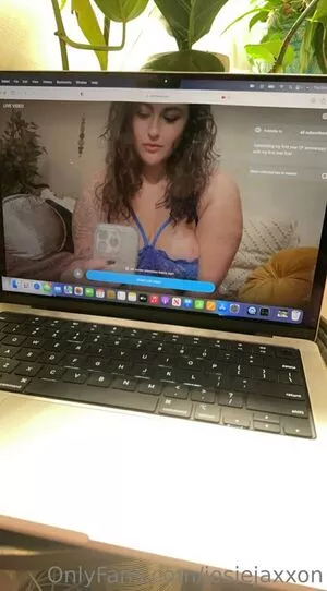 josiejaxxon nude photo #0061