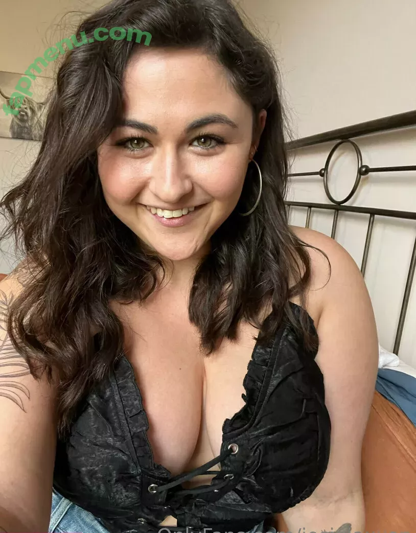 josiejaxxon nude photo #0059 (josiejaxxon)