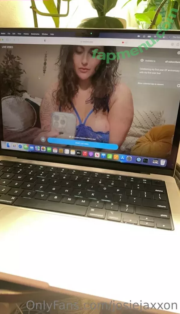 josiejaxxon nude photo #0061 (josiejaxxon)