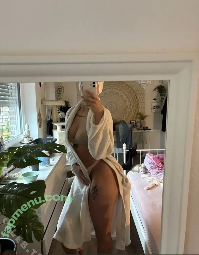 josixmeyr nude photo #0063 (josiixmeyr)