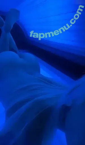  nude photo #0005