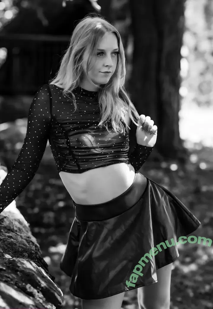 josyxloufree nude photo #0049 (josyxloufree)