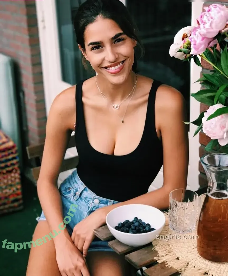 Joules117 nude photo #0049 (Joules117)