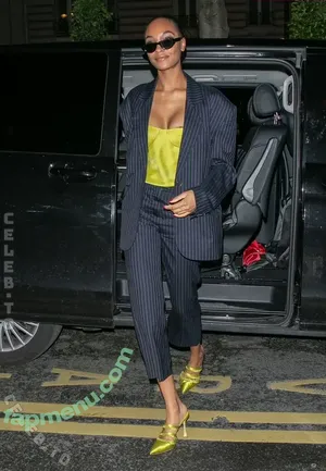 Jourdan Dunn / JDunnOfficial / jourdandunn / missjourdandunn nude photo #0131