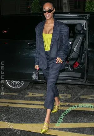 Jourdan Dunn / JDunnOfficial / jourdandunn / missjourdandunn nude photo #0138