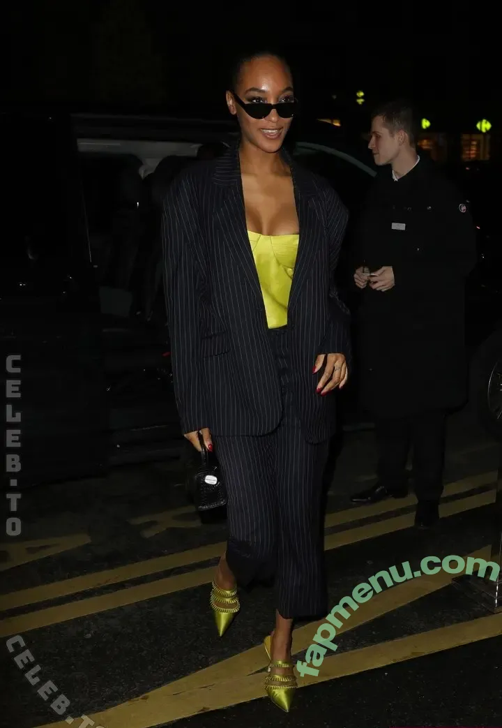 Jourdan Dunn nude photo #0136 (JDunnOfficial / jourdandunn / missjourdandunn)
