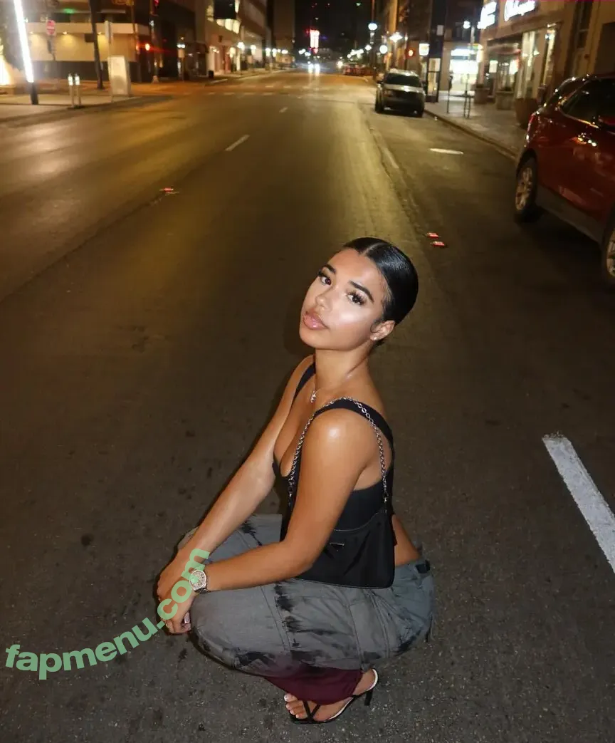 Journi Carr nude photo #0022 (journicarr / journicarr_)