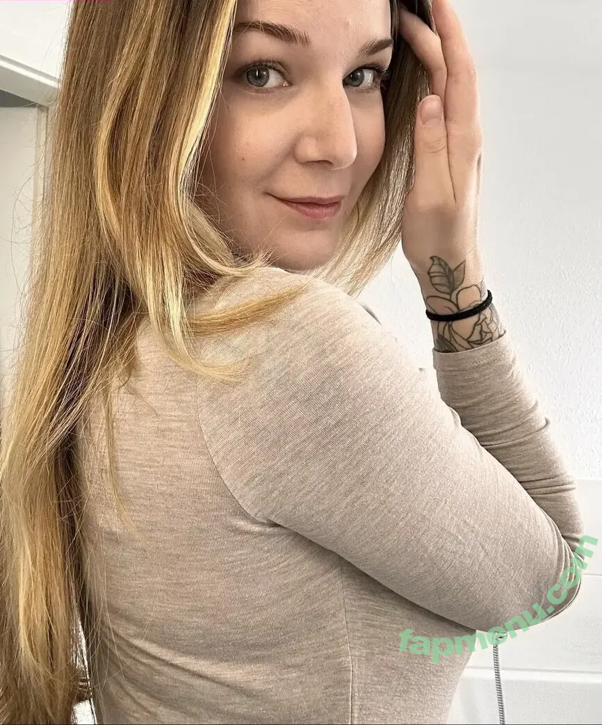 Jovlekaline nude photo #0090 (Jovlekaline)
