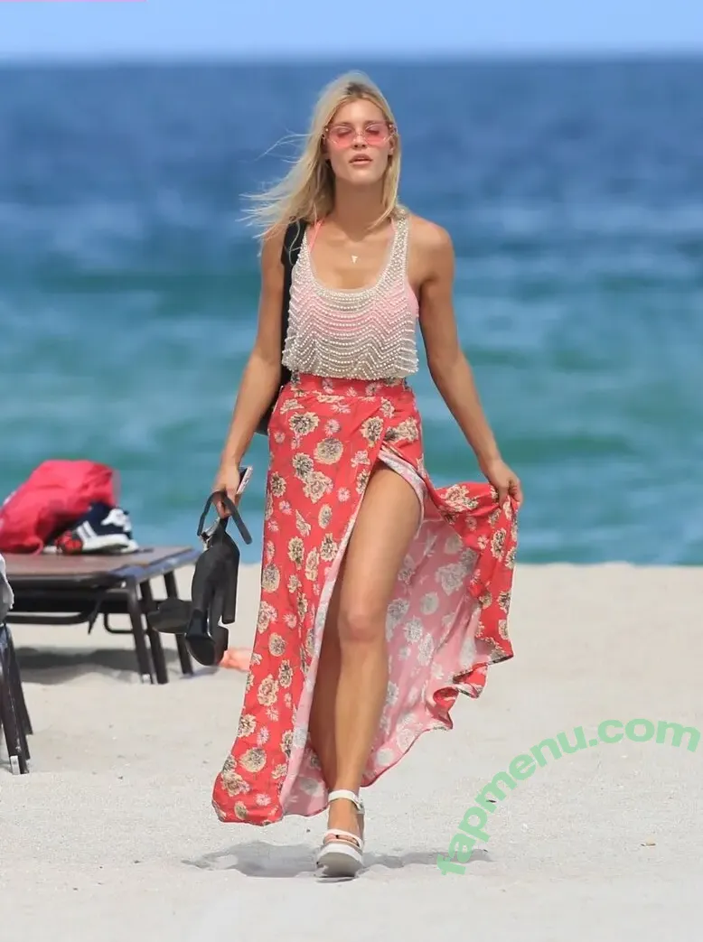 Joy Corrigan nude photo #1850 (_joycorrigan / joycorrigan / officialjoycorrigan)