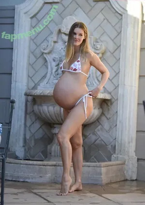 Joy Corrigan / _joycorrigan / joycorrigan / officialjoycorrigan nude photo #2649