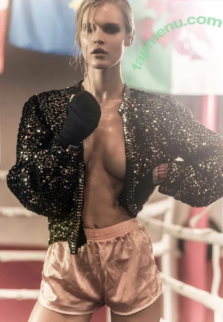 Joy Corrigan nude photo #2416 (_joycorrigan / joycorrigan / officialjoycorrigan)