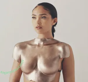 Joy Crookes / joycrookes / veronicaxbee nude photo #0022