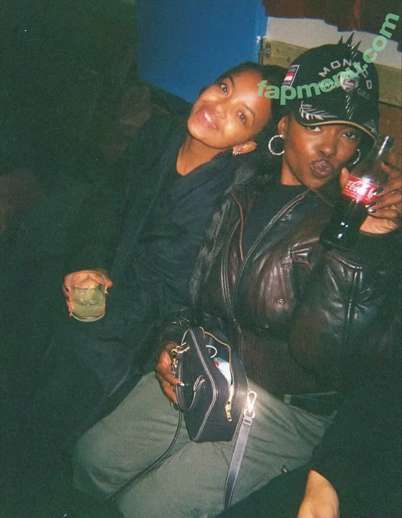 Joy Crookes nude photo #0072 (joycrookes / veronicaxbee)