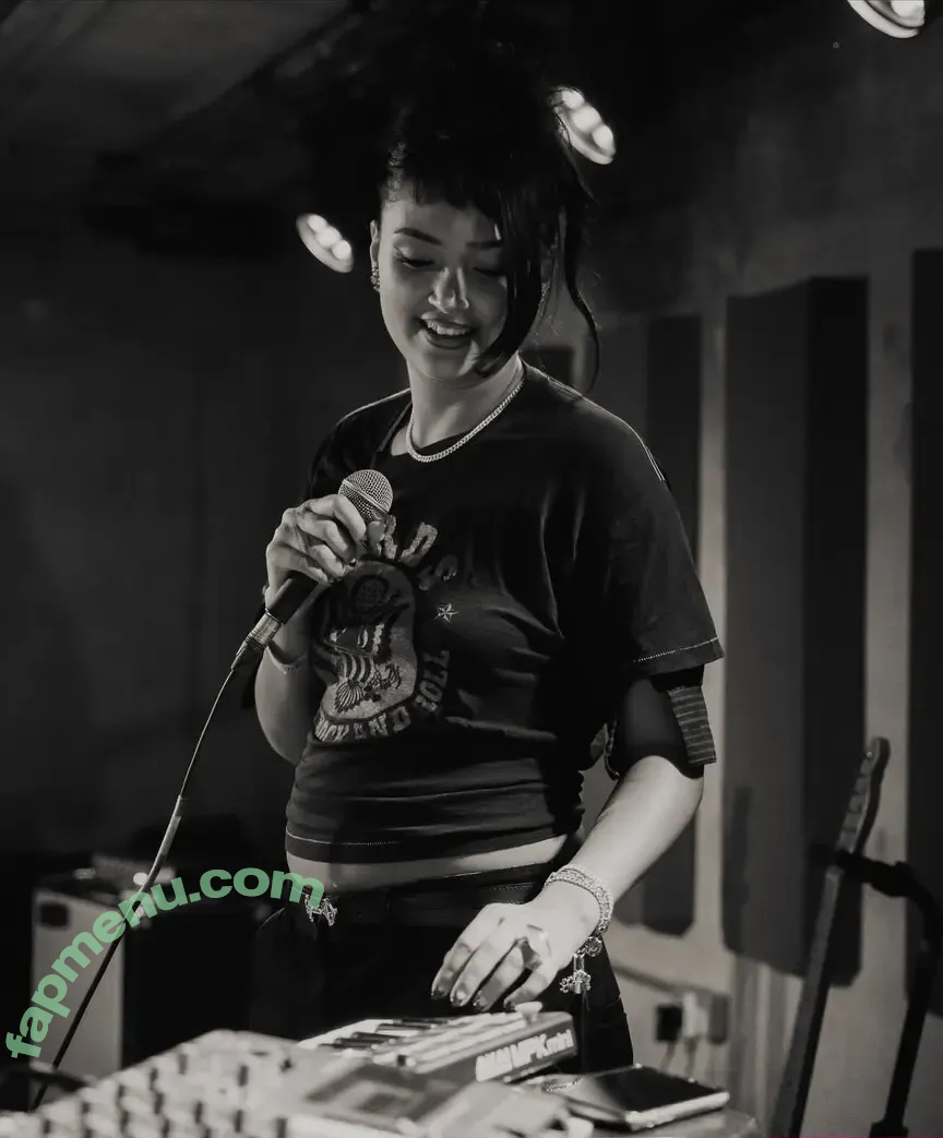 Joy Crookes nude photo #0085 (joycrookes / veronicaxbee)