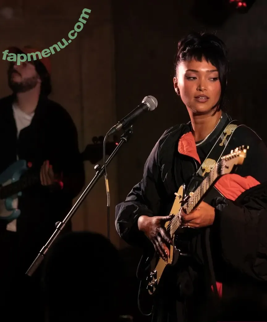 Joy Crookes nude photo #0087 (joycrookes / veronicaxbee)