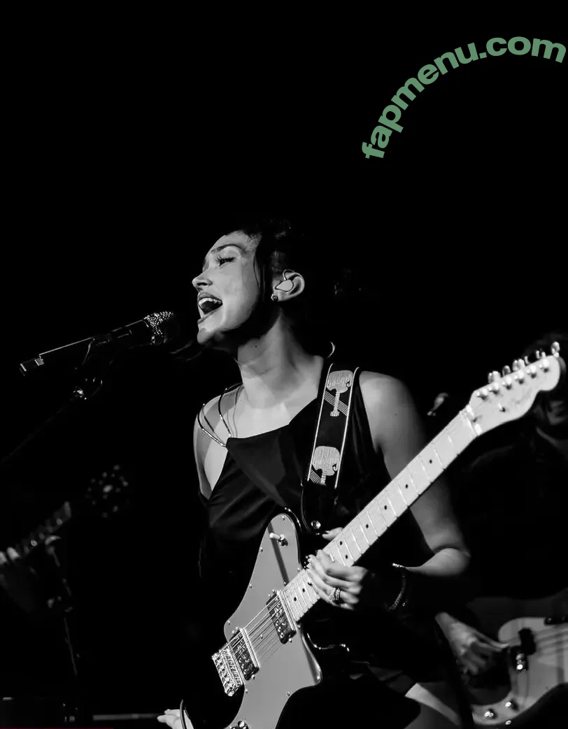 Joy Crookes nude photo #0093 (joycrookes / veronicaxbee)