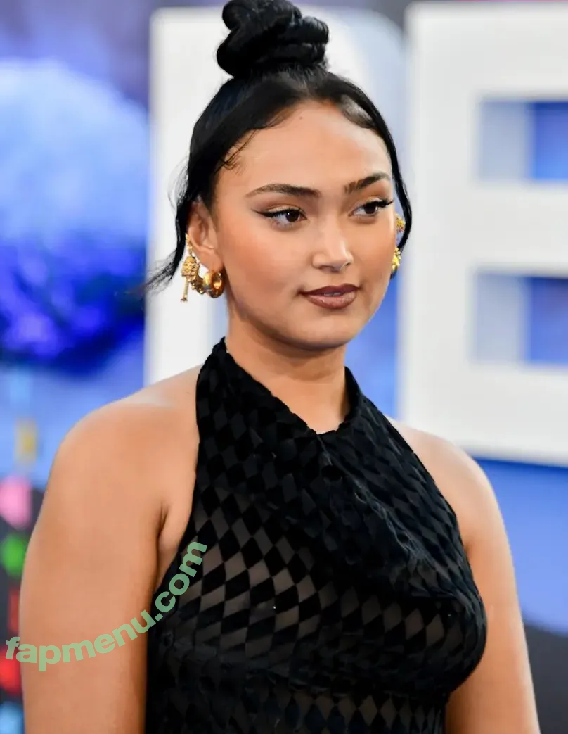 Joy Crookes nude photo #0111 (joycrookes / veronicaxbee)