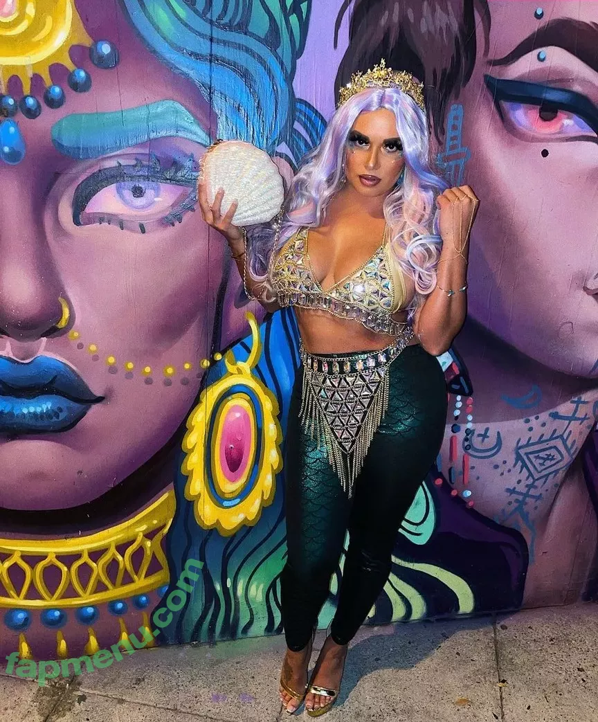 Joy Taylor nude photo #0004 (joytaylortalks)