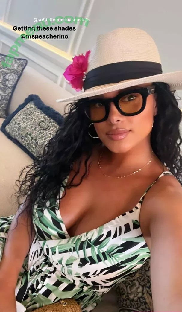 Joy Taylor nude photo #0069 (joytaylortalks)