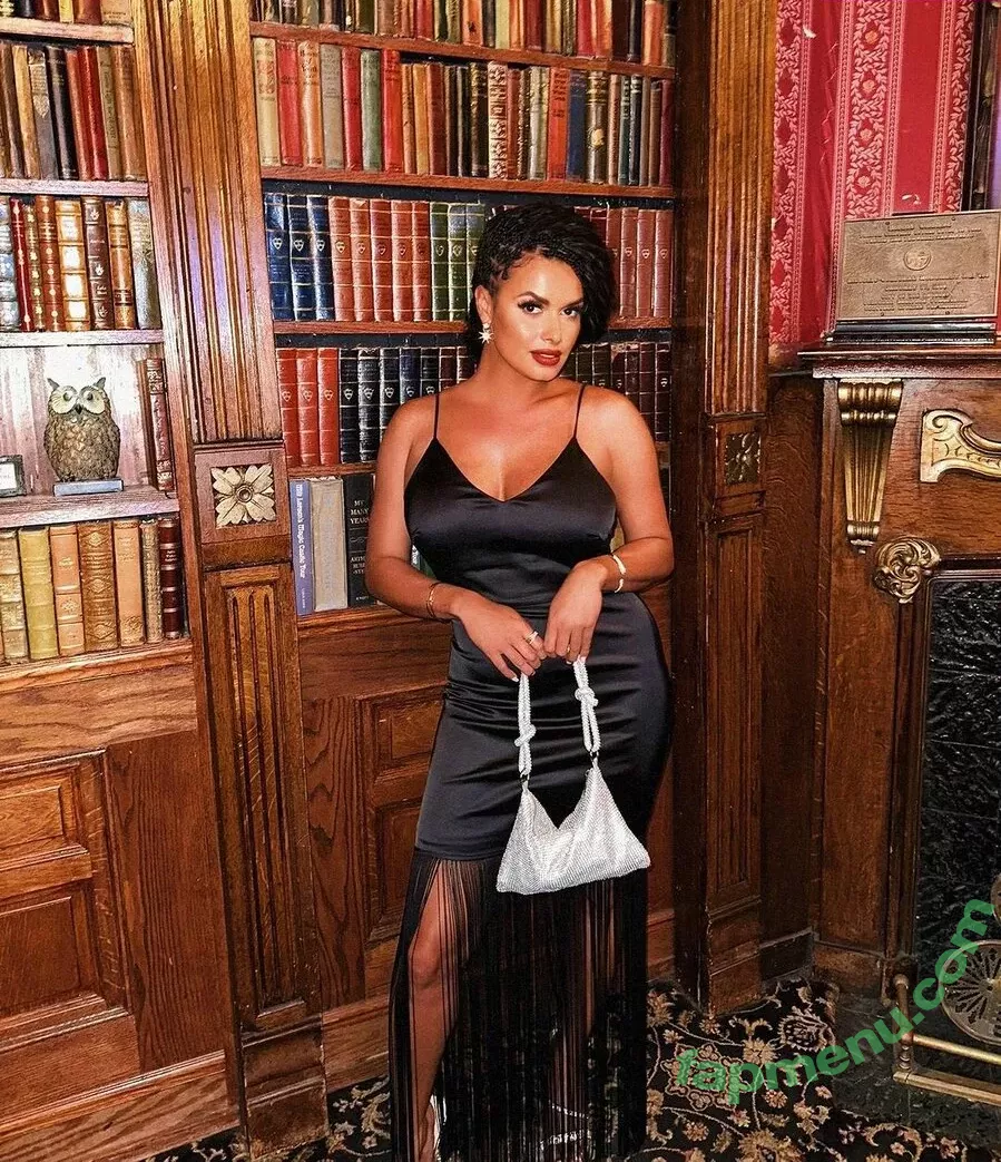 Joy Taylor nude photo #0168 (joytaylortalks)