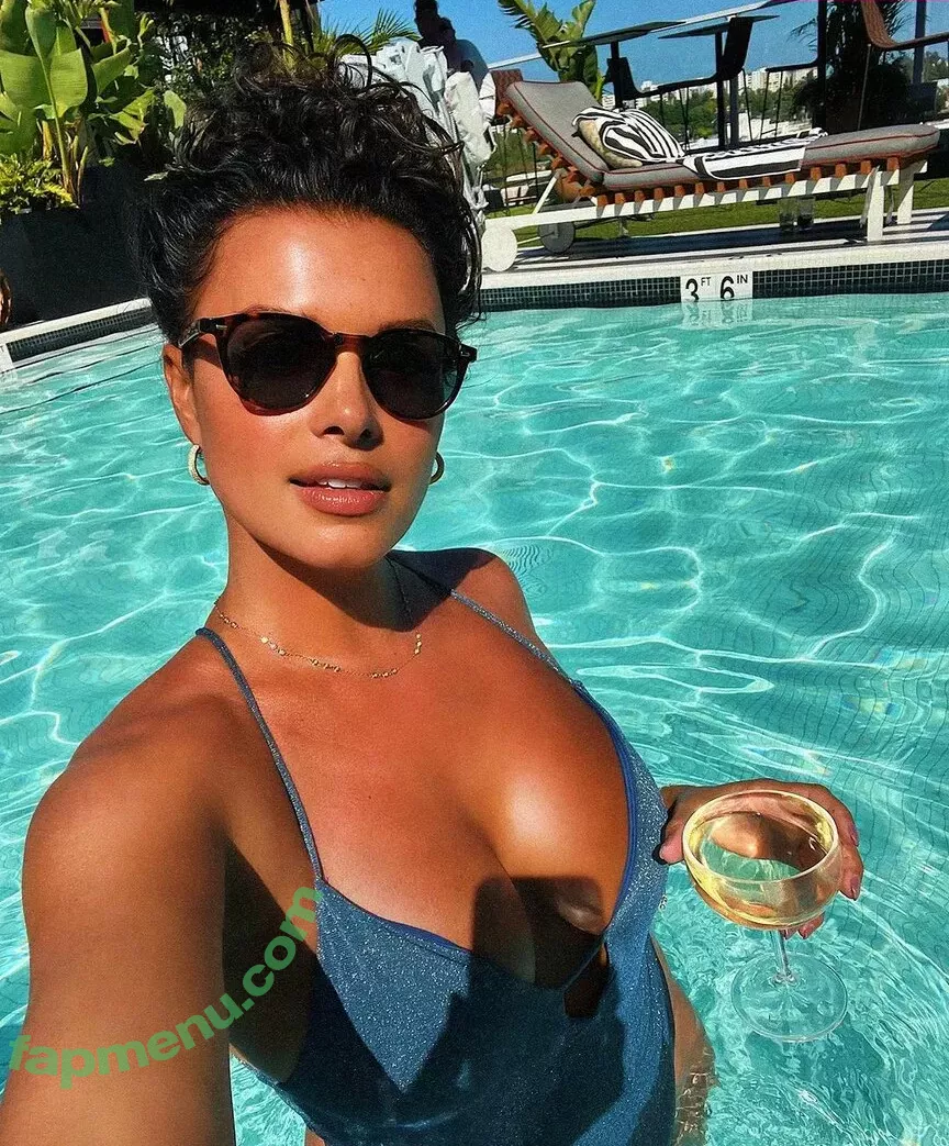 Joy Taylor nude photo #0223 (joytaylortalks)