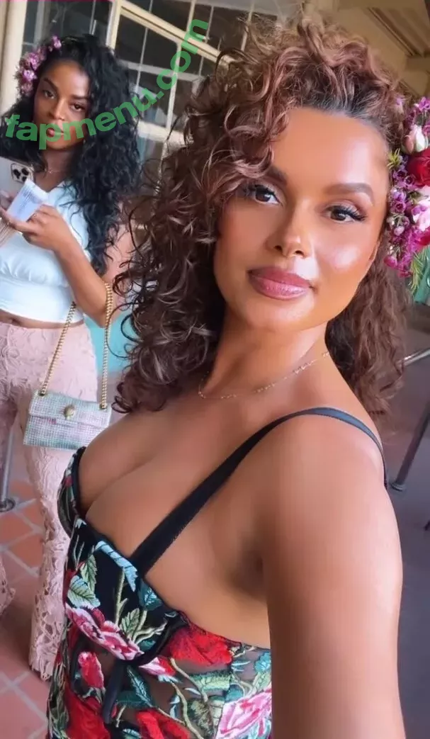 Joy Taylor nude photo #0287 (joytaylortalks)