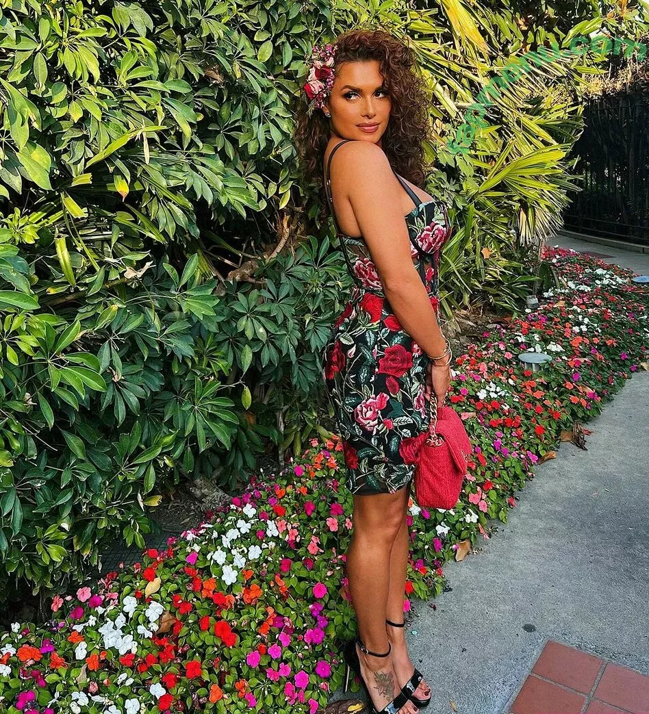 Joy Taylor nude photo #0293 (joytaylortalks)