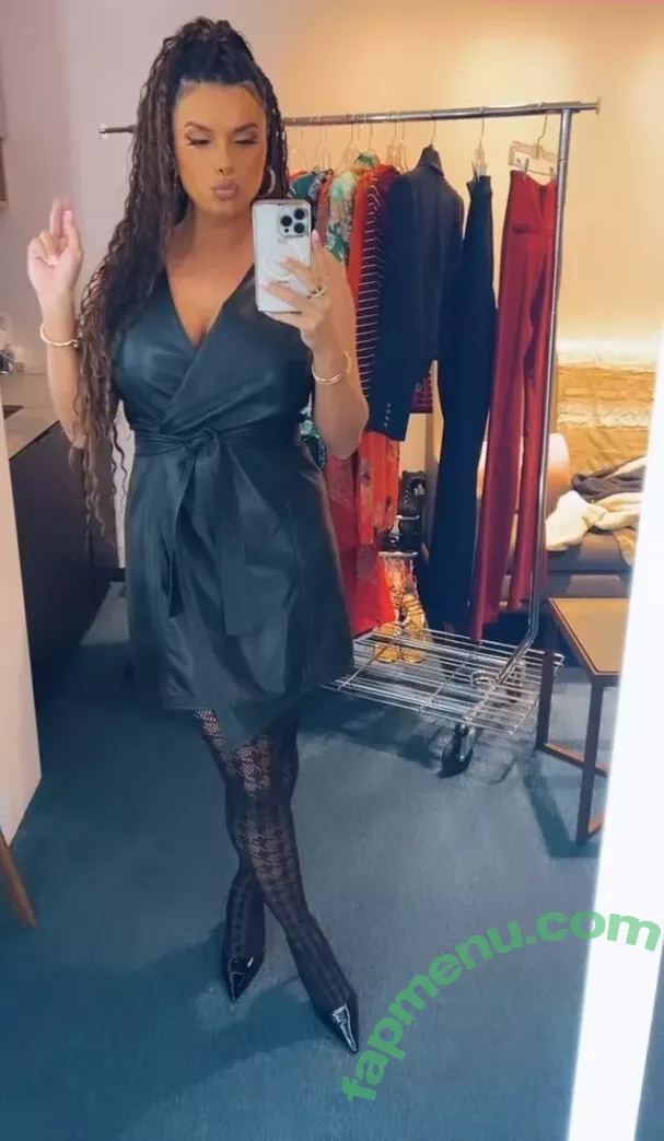 Joy Taylor nude photo #0315 (joytaylortalks)