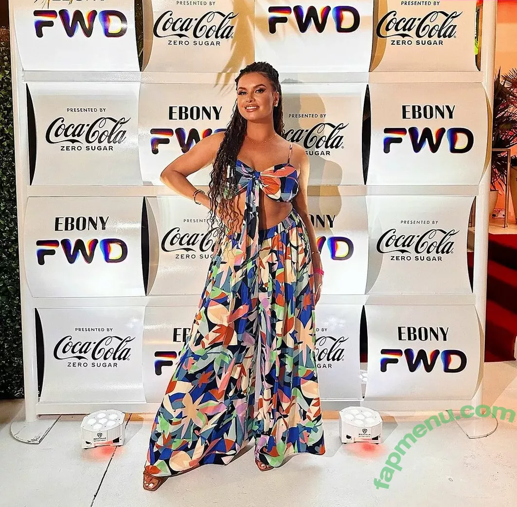 Joy Taylor nude photo #0320 (joytaylortalks)