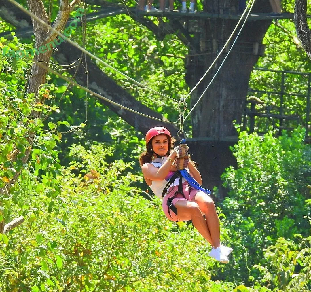 Joy Taylor nude photo #0365 (joytaylortalks)