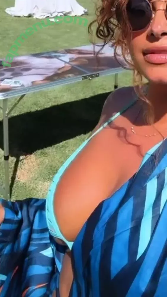 Joy Taylor nude photo #0504 (joyoustaylorjoyfree / joytaylortalks)