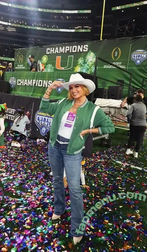 Joy Taylor / joytaylortalks nude photo #1533