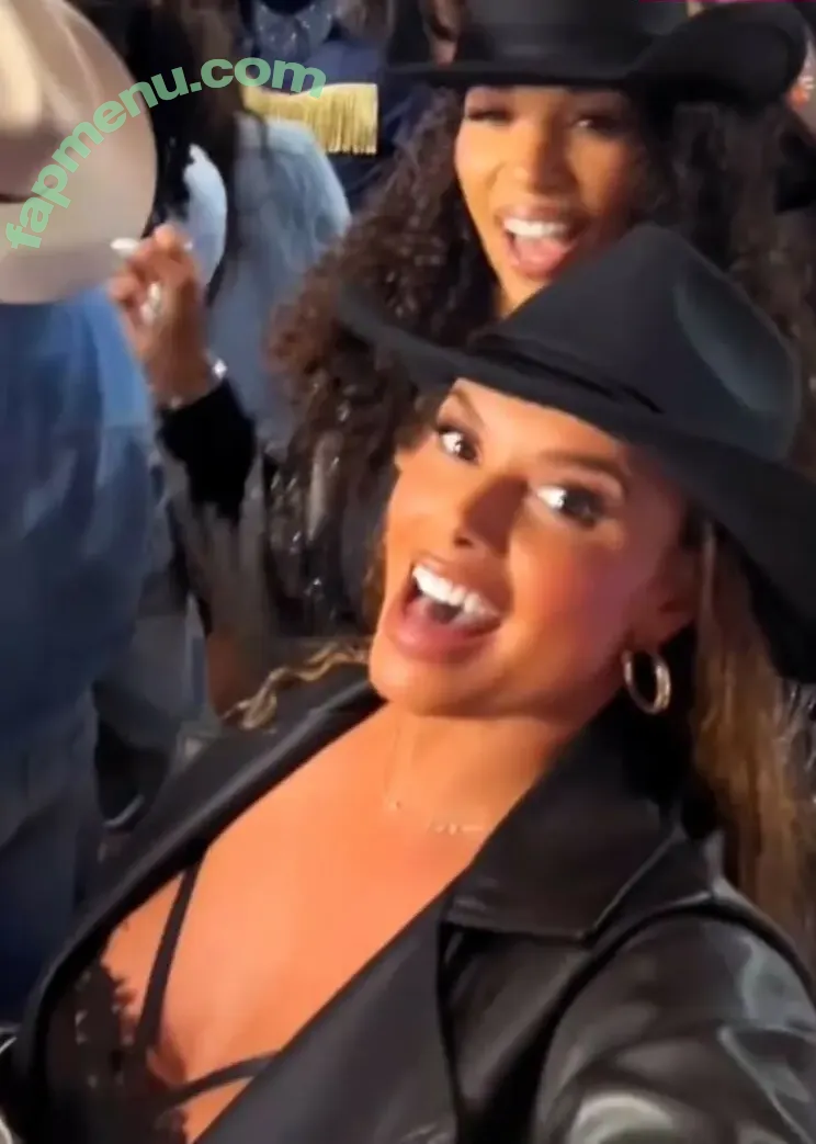 Joy Taylor nude photo #1122 (joyoustaylorjoyfree / joytaylortalks)