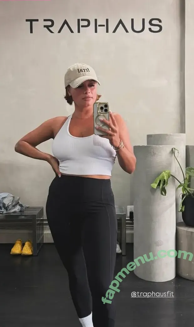 Joy Taylor nude photo #1359 (joyoustaylorjoyfree / joytaylortalks)