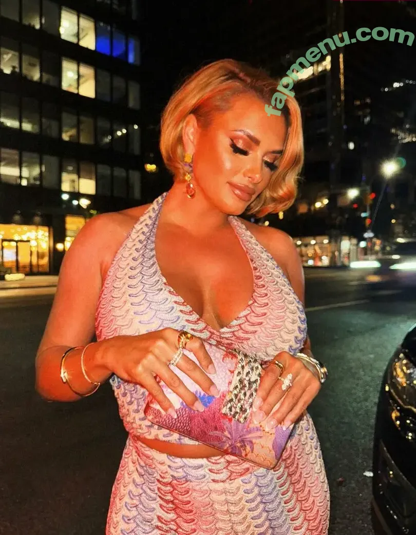 Joy Taylor nude photo #1362 (joyoustaylorjoyfree / joytaylortalks)